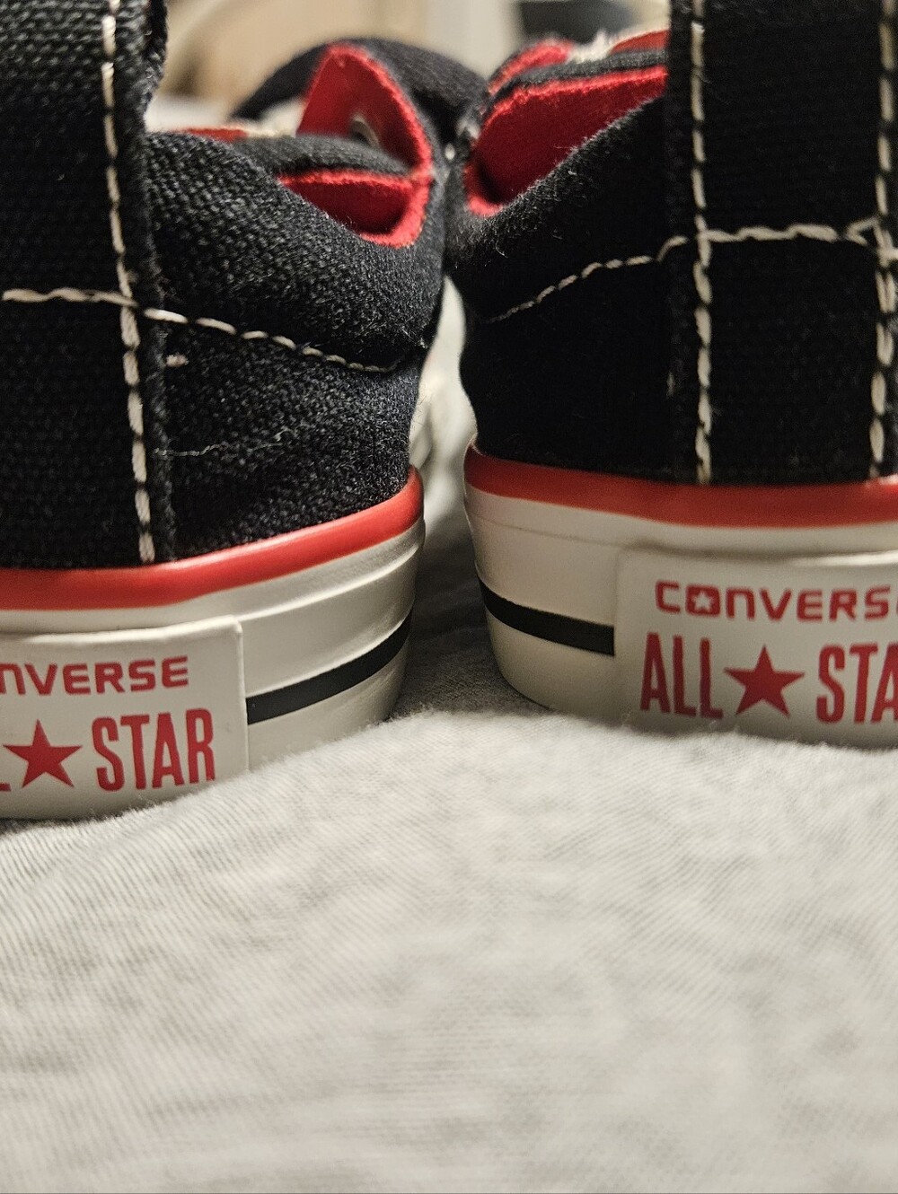 Infant Chuck Taylors Converse - Picture 4 of 4